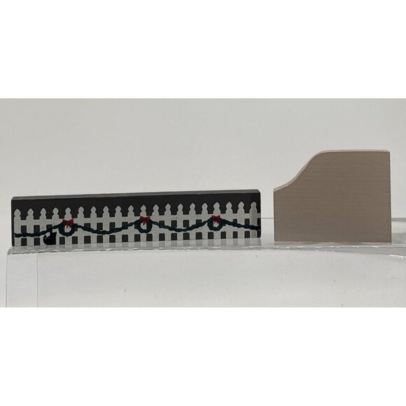 The Cats Meow Wooden Winter Fence & Sledders Figurine Set - Picture 2 of 3